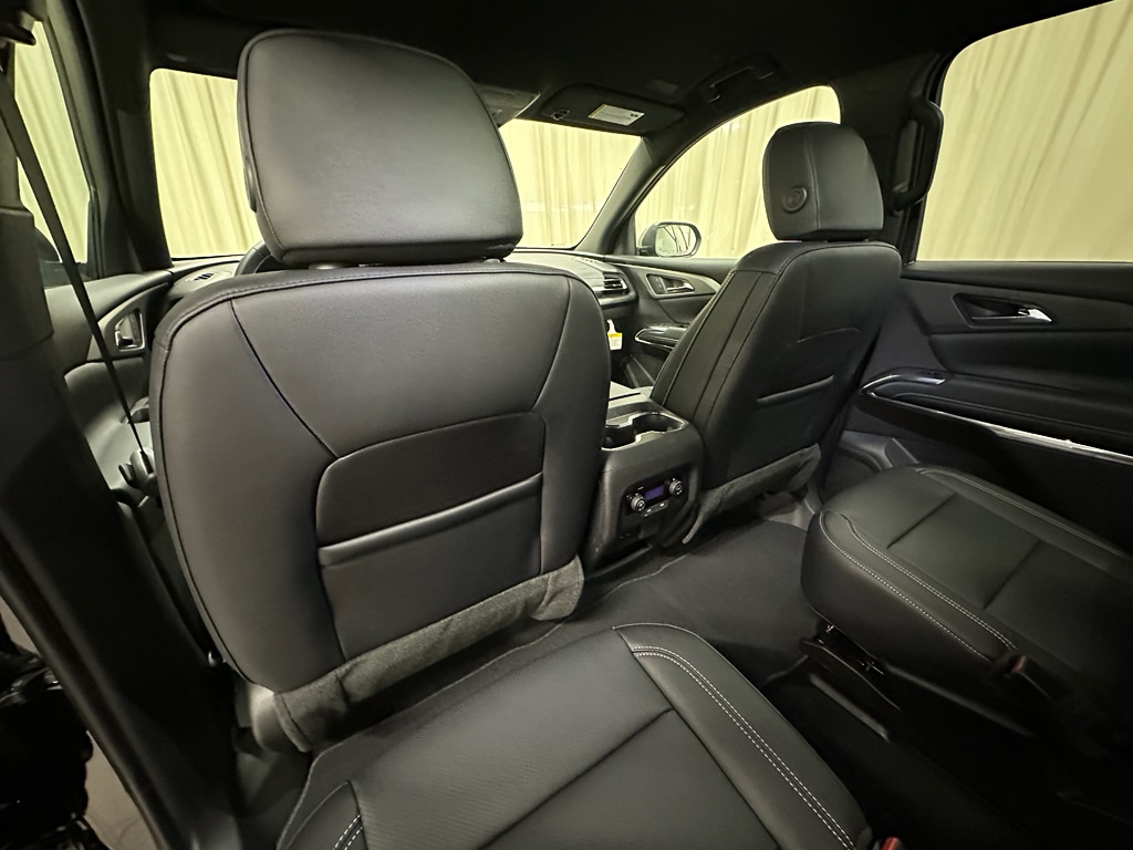 2026 Chevrolet Traverse LT - Photo 25