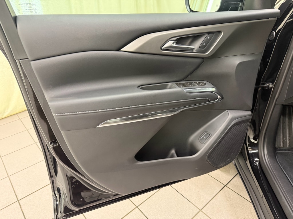 2026 Chevrolet Traverse LT - Photo 32