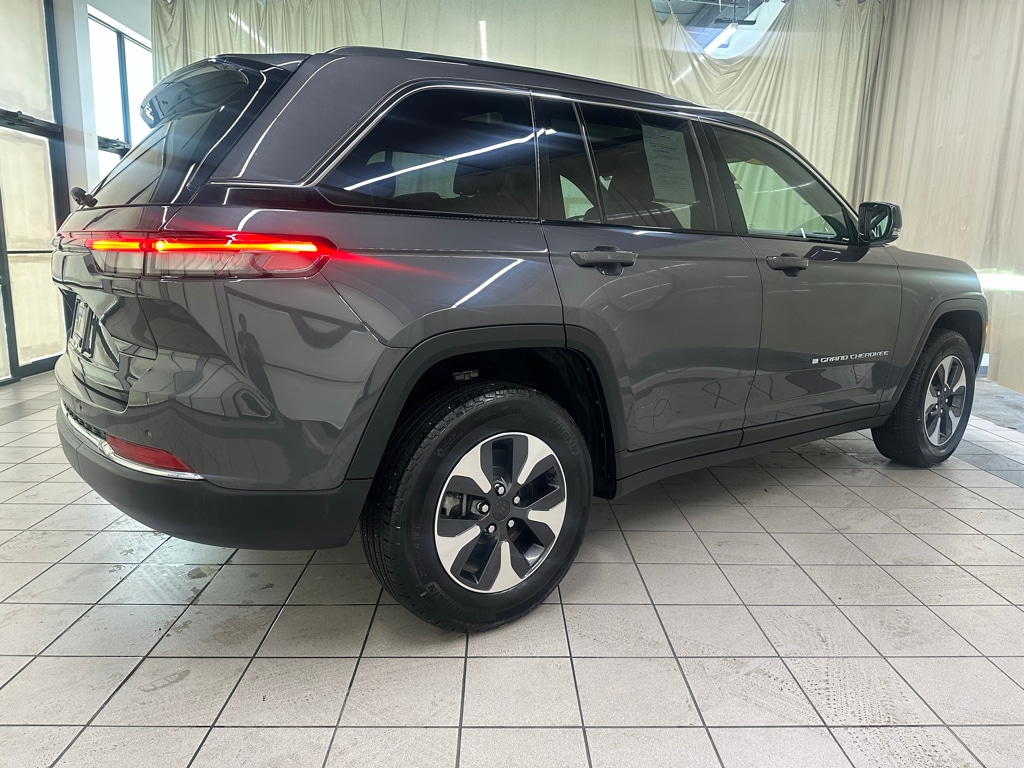 Used 2025 Jeep Grand Cherokee 4xe SUV