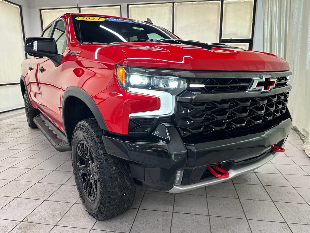 Certified 2024 Chevrolet Silverado 1500 ZR2 with VIN 3GCUDHE87RG198300 for sale in Demotte, IN