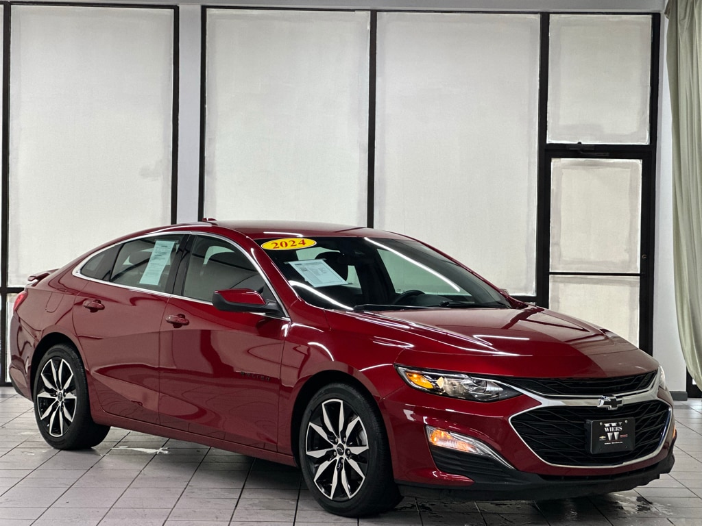 Used 2024 Chevrolet Malibu RS Sedan