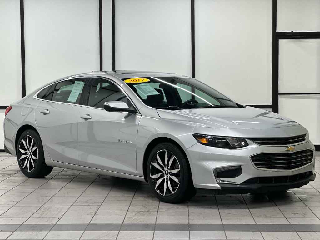 Used 2017 Chevrolet Malibu LT Sedan