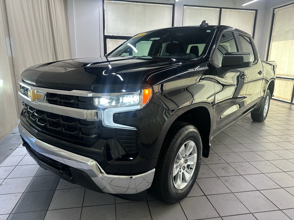 2025 Chevrolet Silverado 1500 LT - Photo 12
