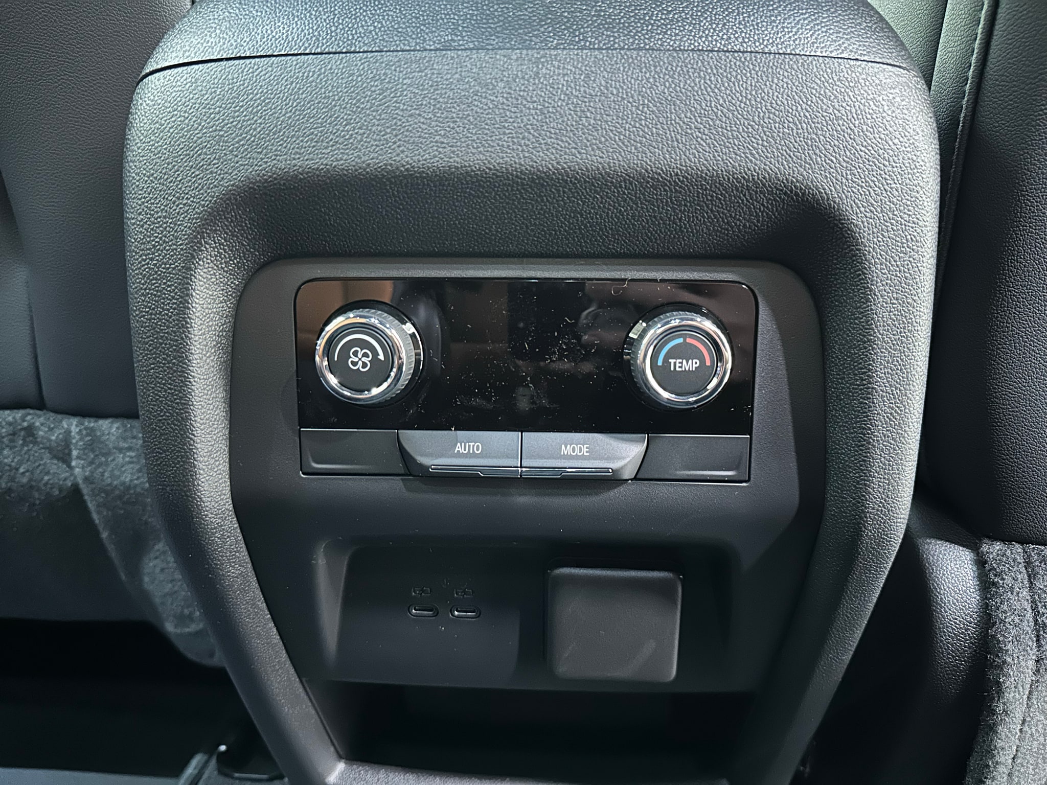 2027 Chevrolet Traverse Z71 - Photo 23