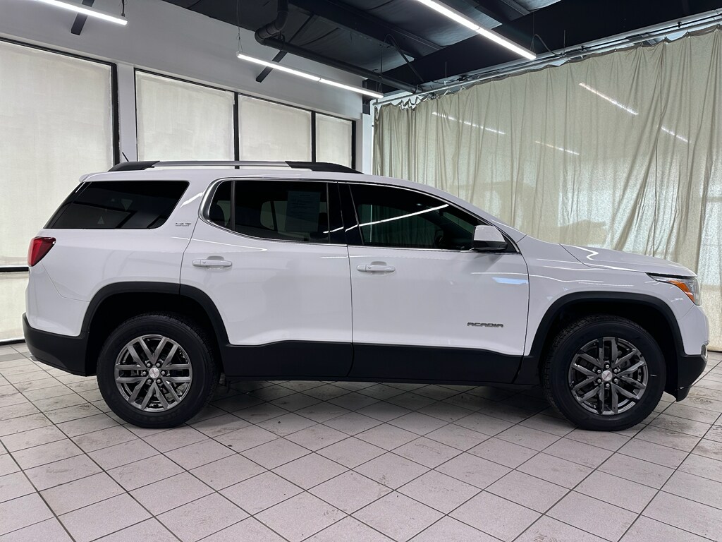 Used 2018 GMC Acadia SLT SUV