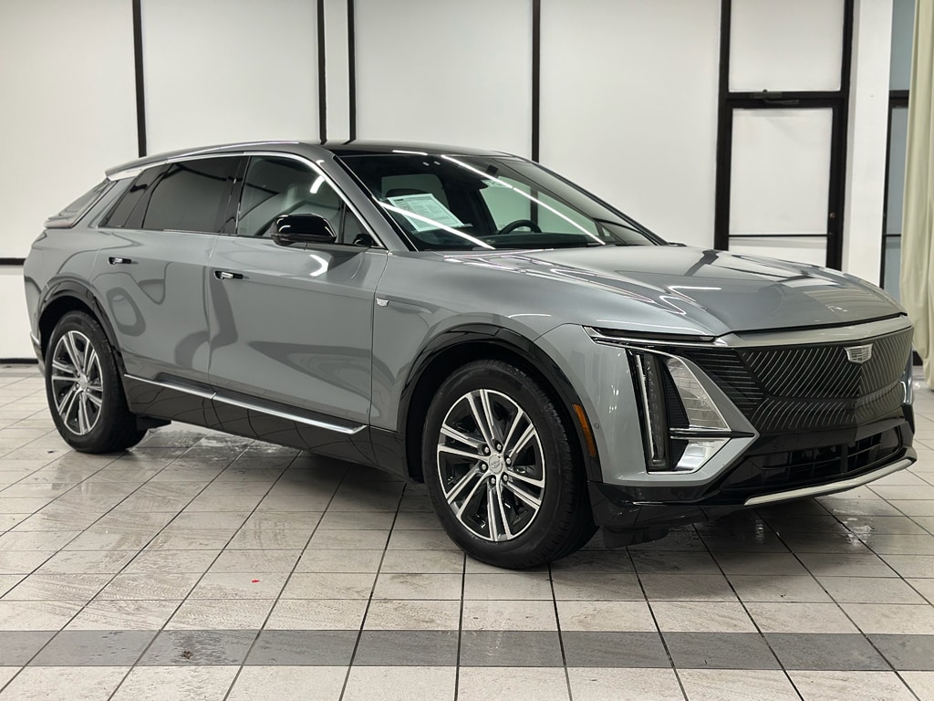 2024 Cadillac LYRIQ Luxury 1's photo