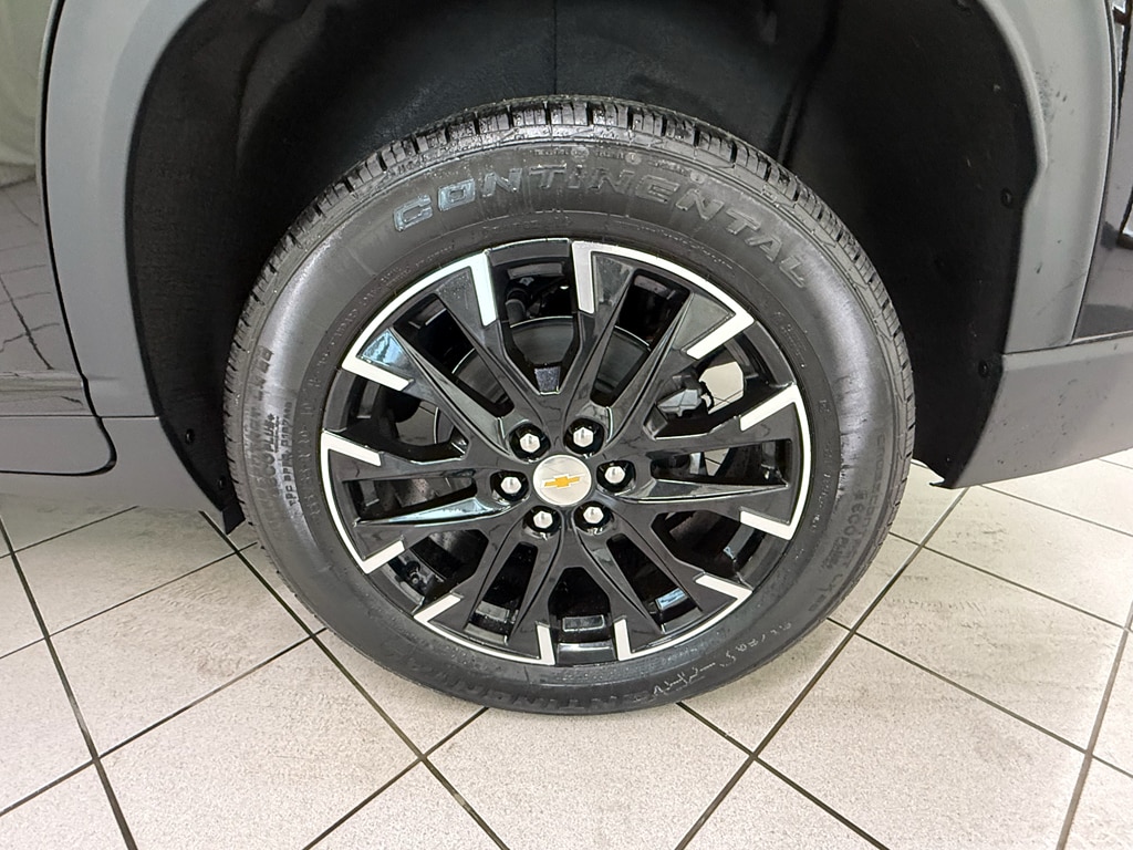 2026 Chevrolet Traverse LT - Photo 13