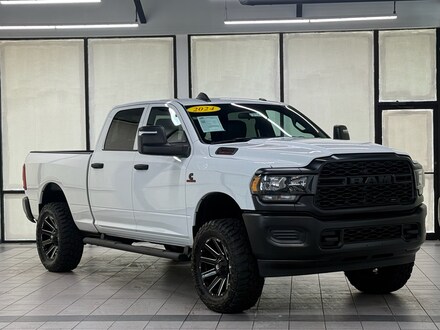 2024 Ram 2500 Tradesman Crew Cab 4x4 64 Box Truck Crew Cab