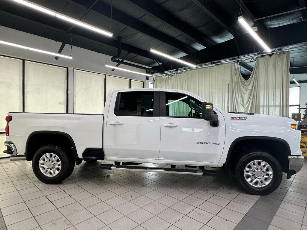 Used 2024 Chevrolet Silverado 2500 HD LT Truck Crew Cab