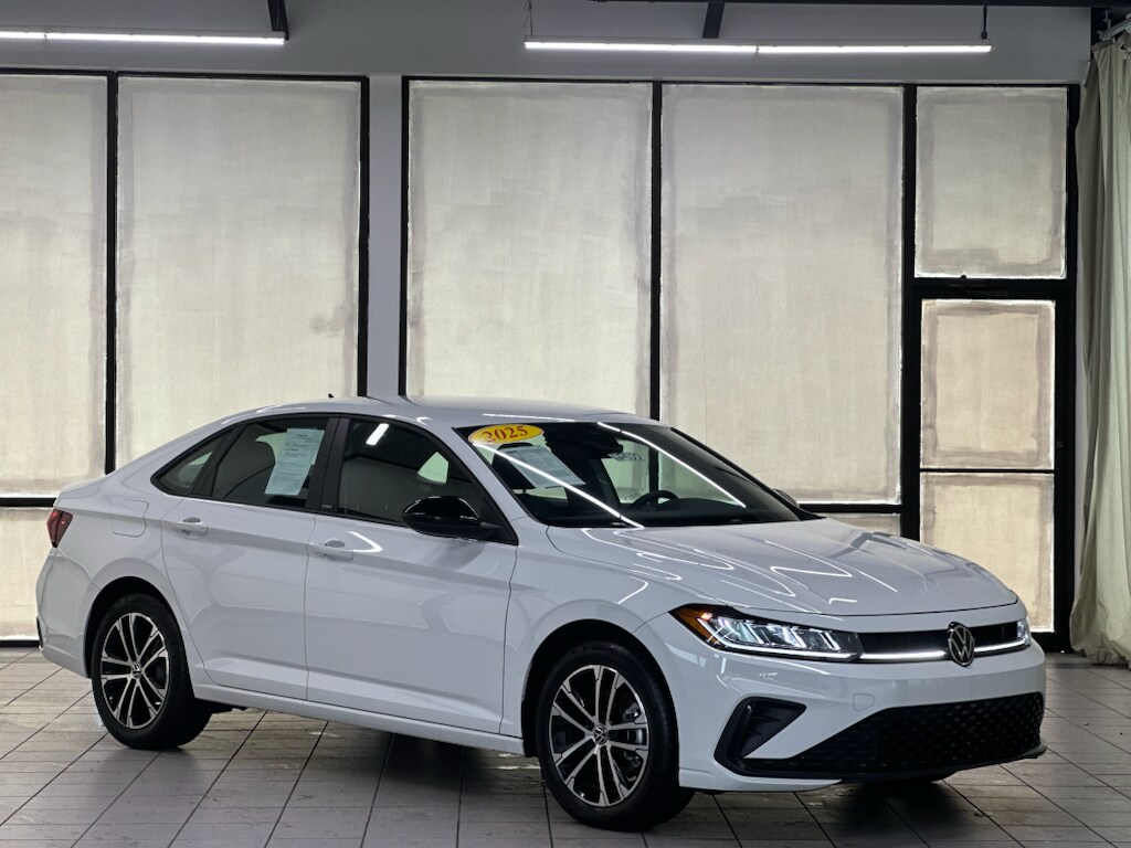 Used 2025 Volkswagen Jetta Sport Sedan