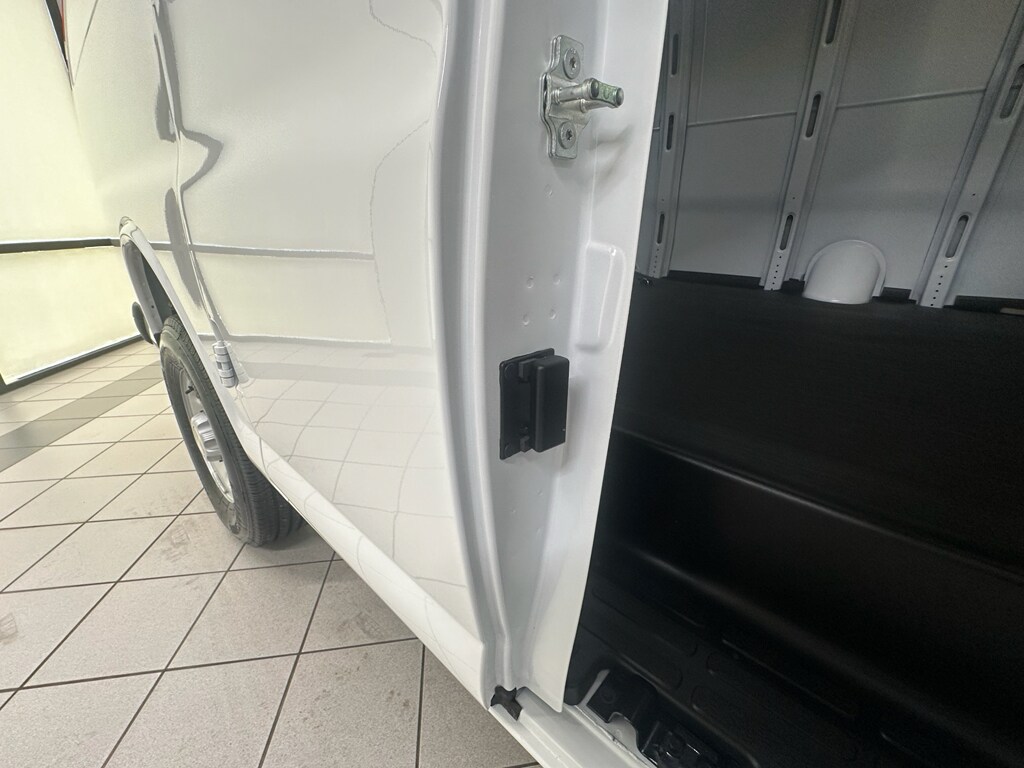 2026 Chevrolet Express Cargo Work Van - Photo 16