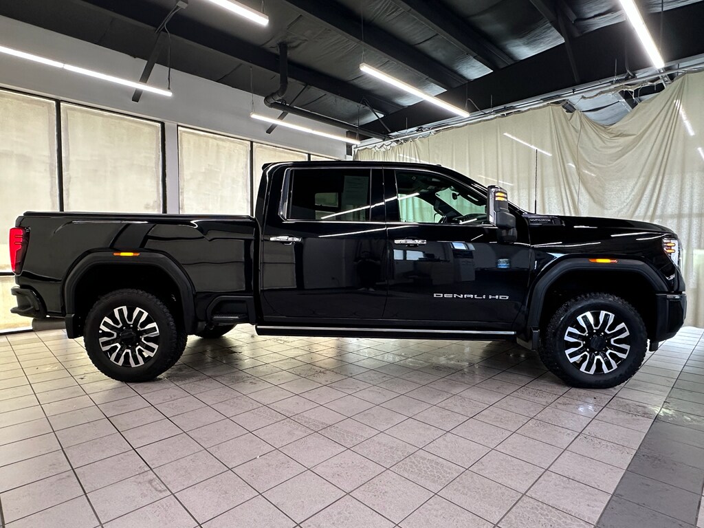 Used 2025 GMC Sierra 2500 HD Denali Ultimate Truck Crew Cab