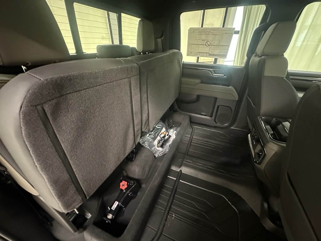 2026 Chevrolet Silverado 2500 HD ZR2 - Photo 21