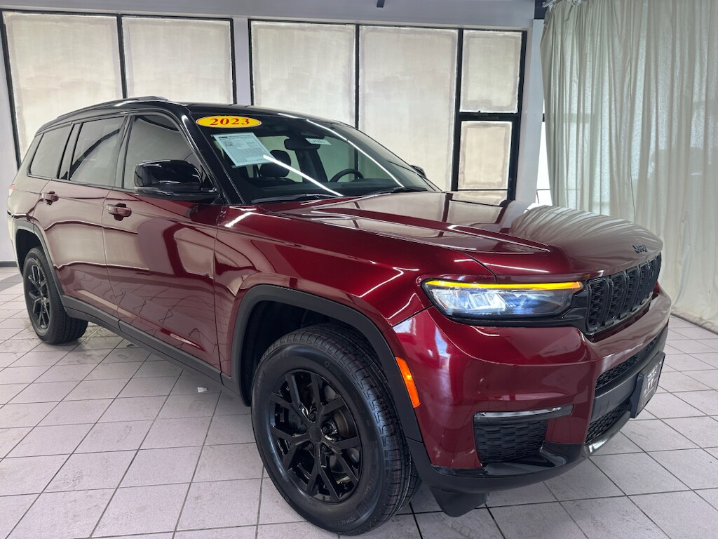 Used 2023 Jeep Grand Cherokee L Limited 4x4 SUV