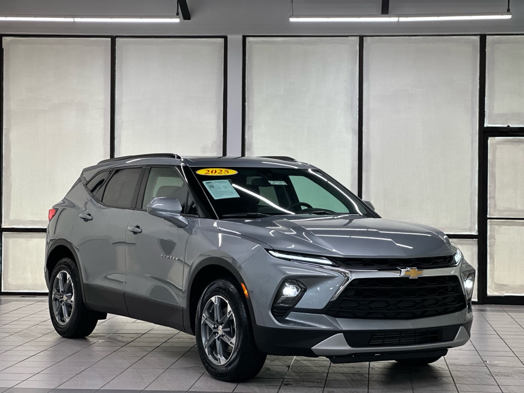 Used 2025 Chevrolet Blazer 2LT SUV