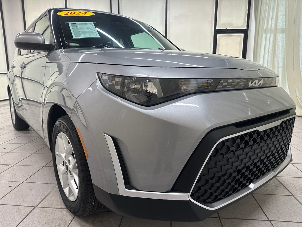 Used 2024 Kia Soul LX with VIN KNDJ23AU8R7914003 for sale in De Motte, IN