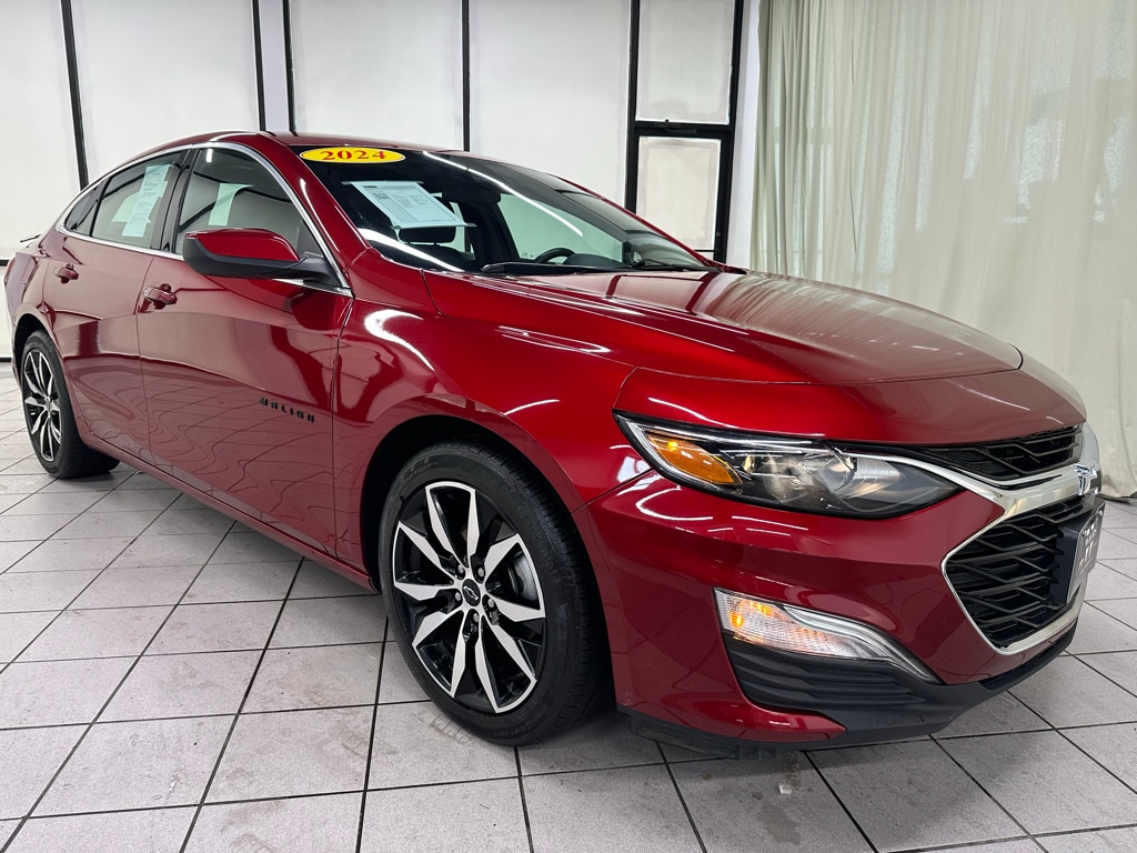 Used 2024 Chevrolet Malibu RS Sedan