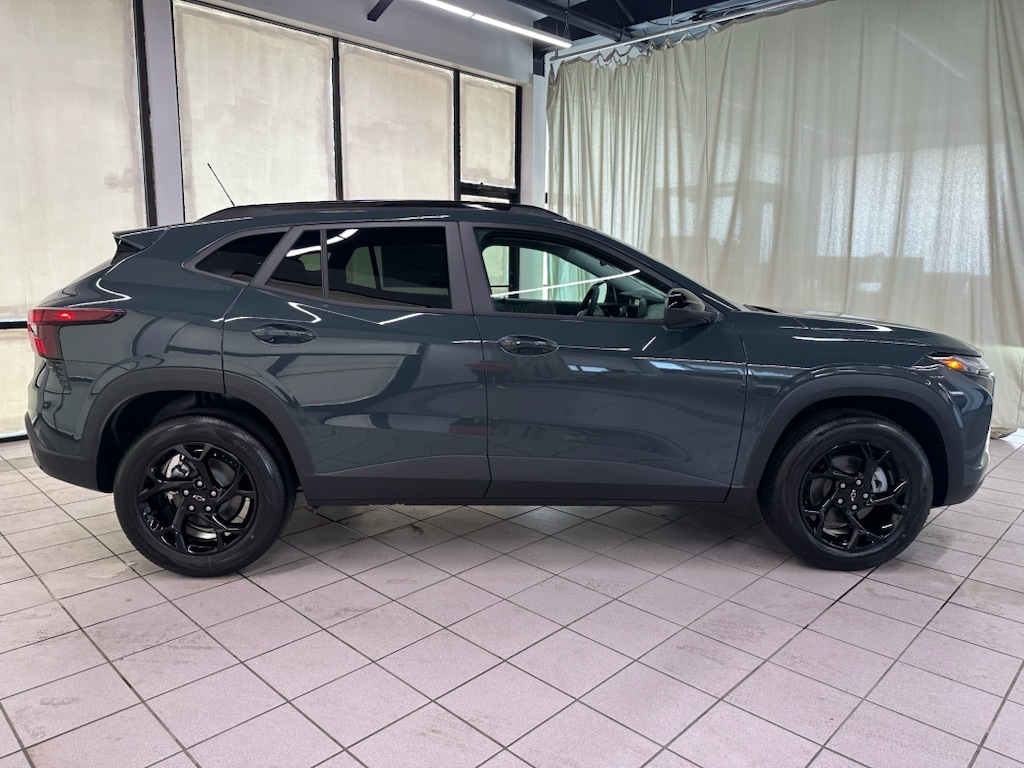 New 2026 Chevrolet Trax LT SUV