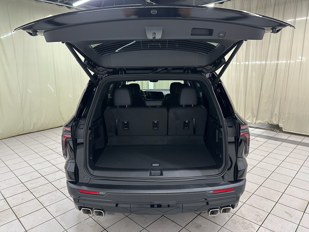 2026 Chevrolet Traverse LT - Photo 8