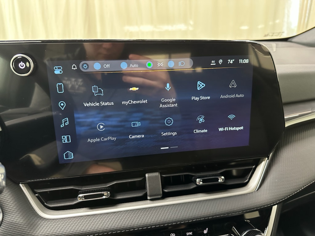 2027 Chevrolet Equinox LT - Photo 33