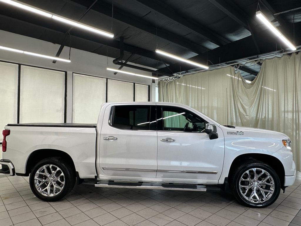 Used 2022 Chevrolet Silverado 1500 High Country Truck Crew Cab