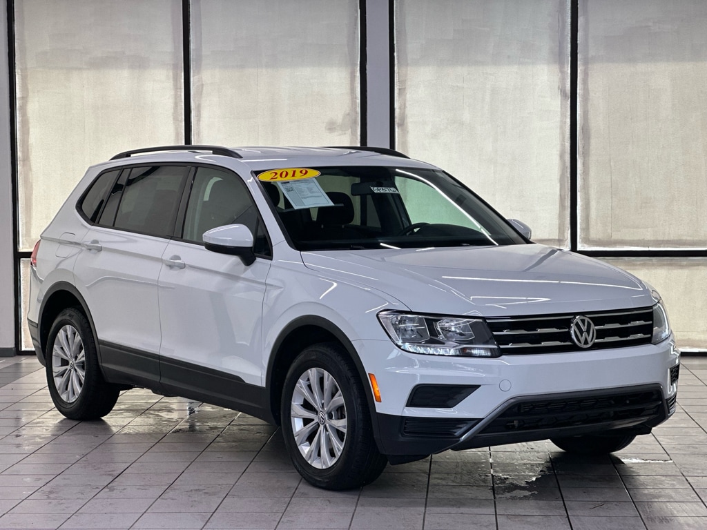 2019 Volkswagen Tiguan 2.0T S's photo