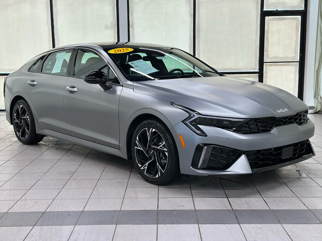 2025 Kia K5 GT-Line