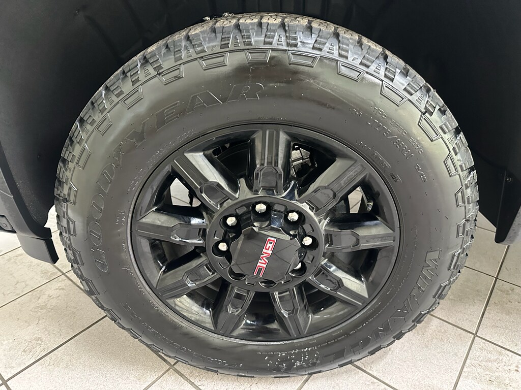 2026 GMC Sierra 2500HD AT4 - Photo 20
