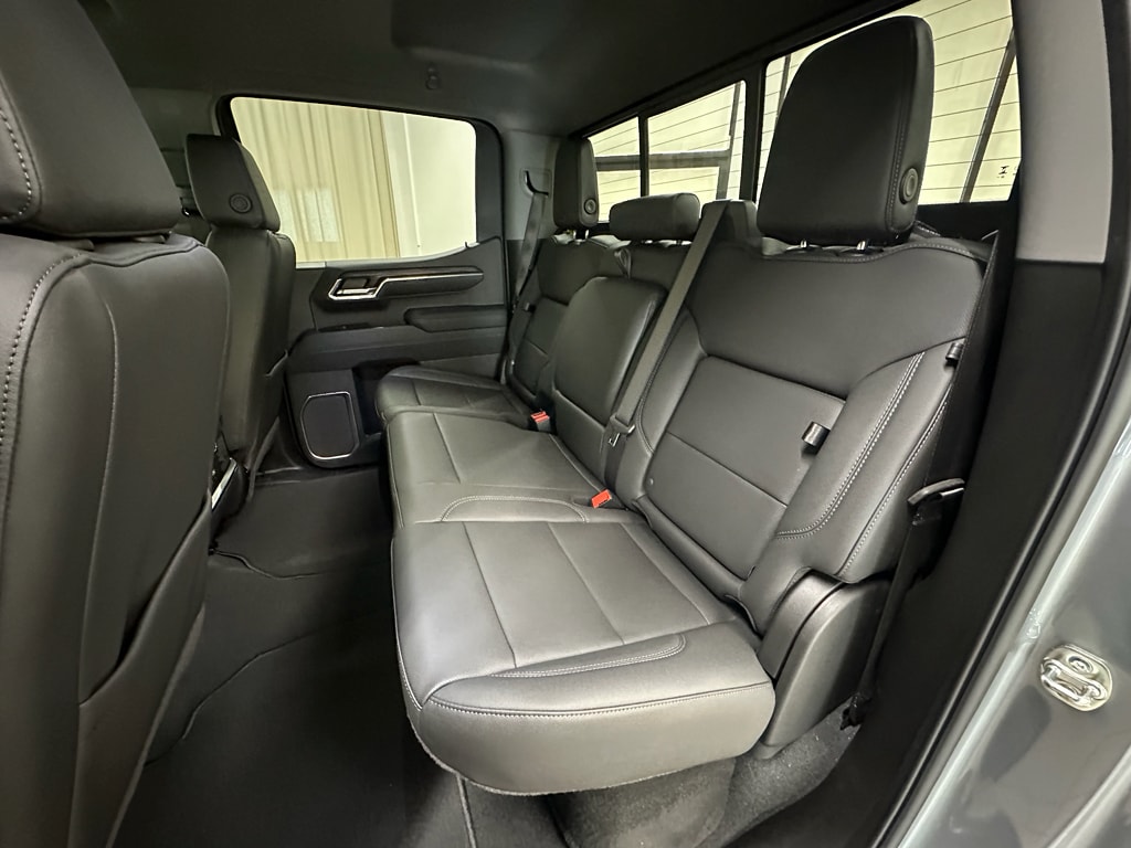 2026 GMC Sierra 1500 SLT - Photo 26