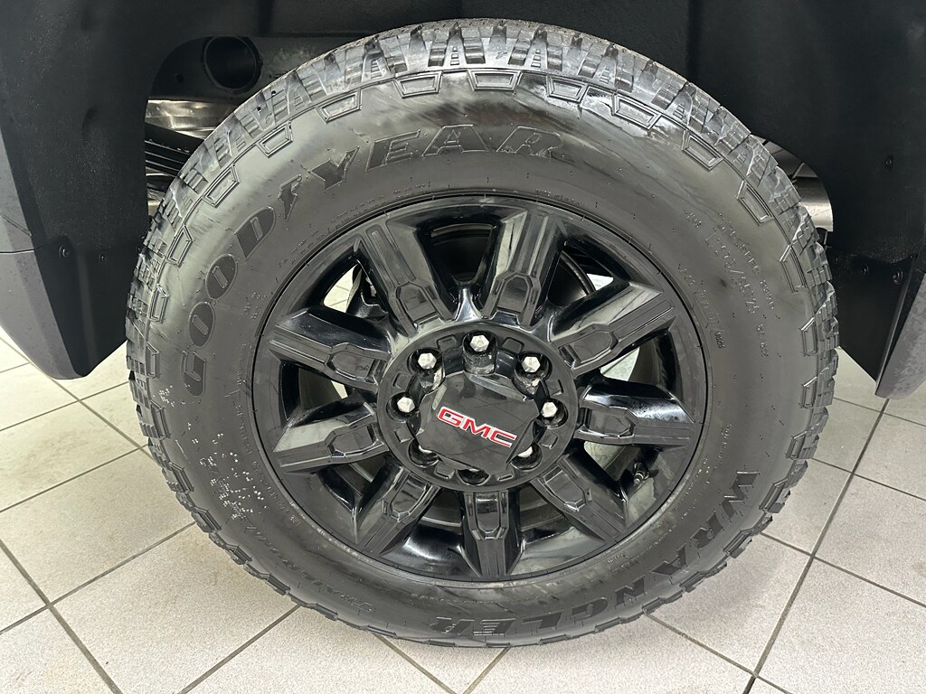 2026 GMC Sierra 2500HD AT4 - Photo 18
