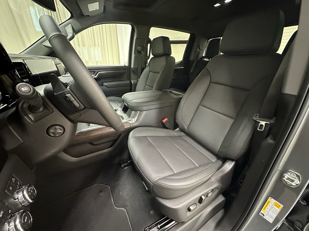 2026 GMC Sierra 1500 SLT - Photo 28