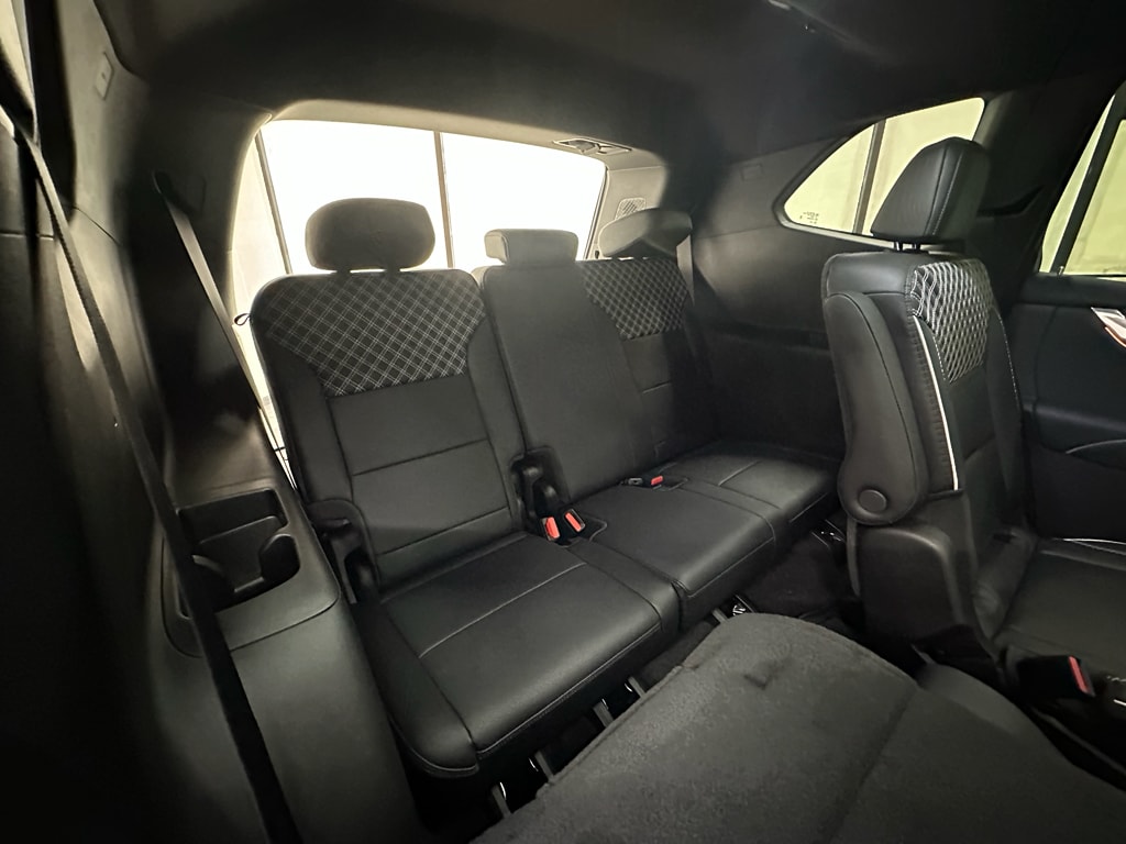 2026 GMC Acadia Denali - Photo 21