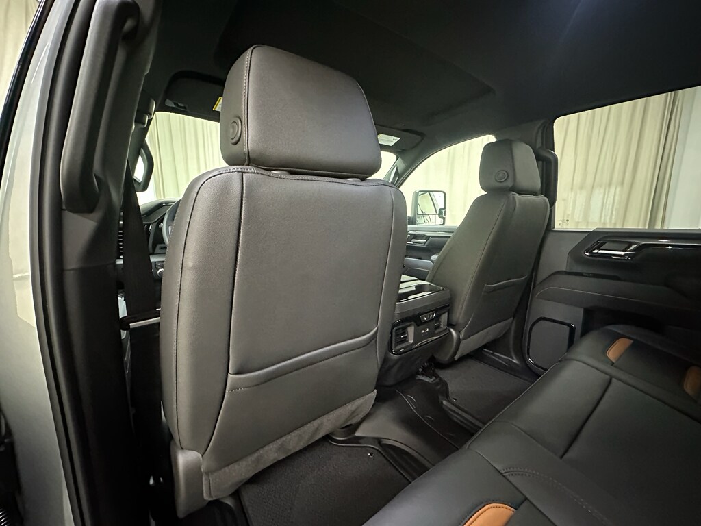 2026 GMC Sierra 2500HD AT4 - Photo 25