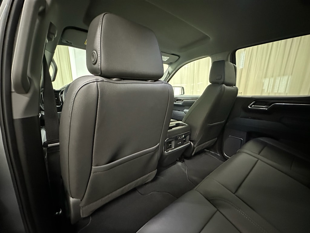 2026 GMC Sierra 1500 SLT - Photo 25