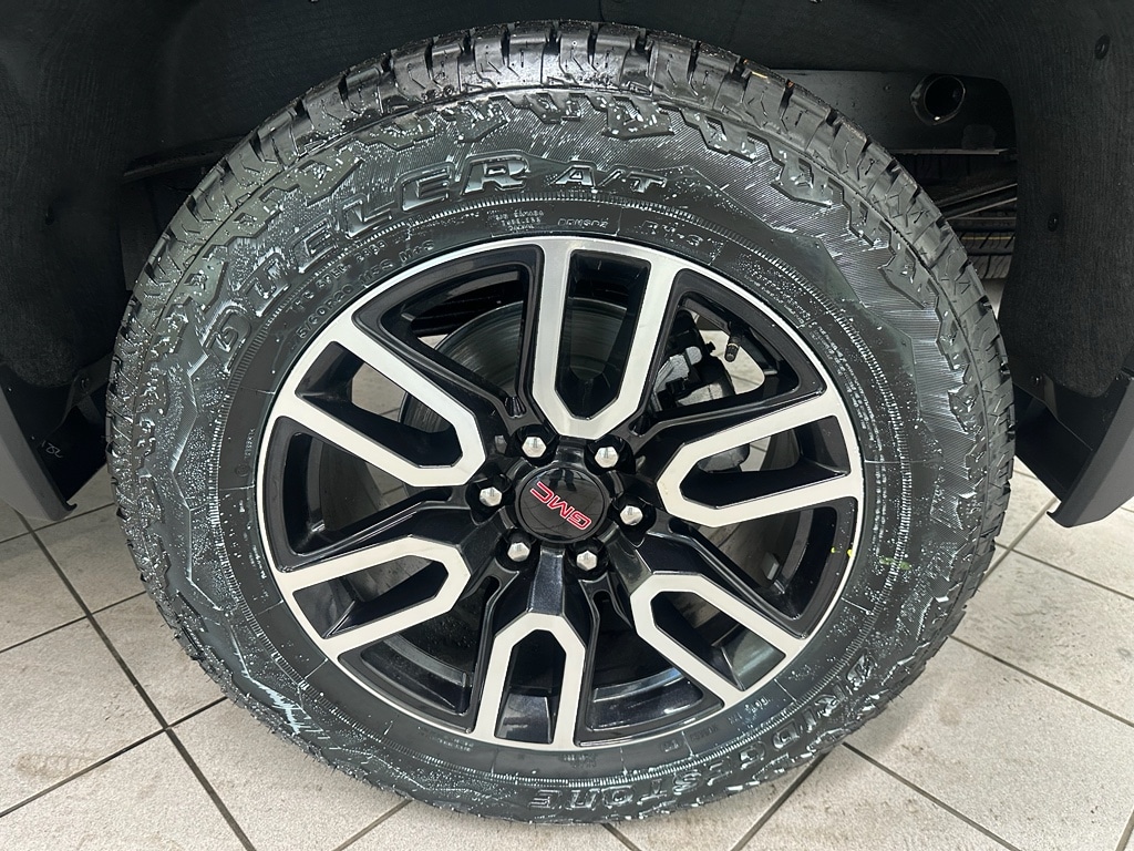 2026 GMC Sierra 1500 AT4 - Photo 19
