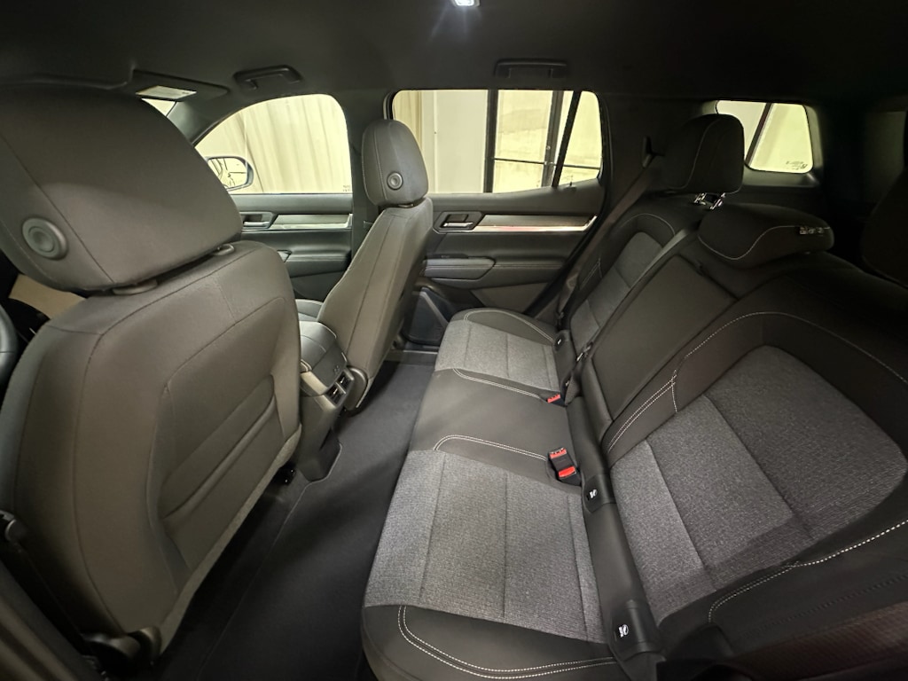 2027 GMC Terrain Elevation - Photo 16