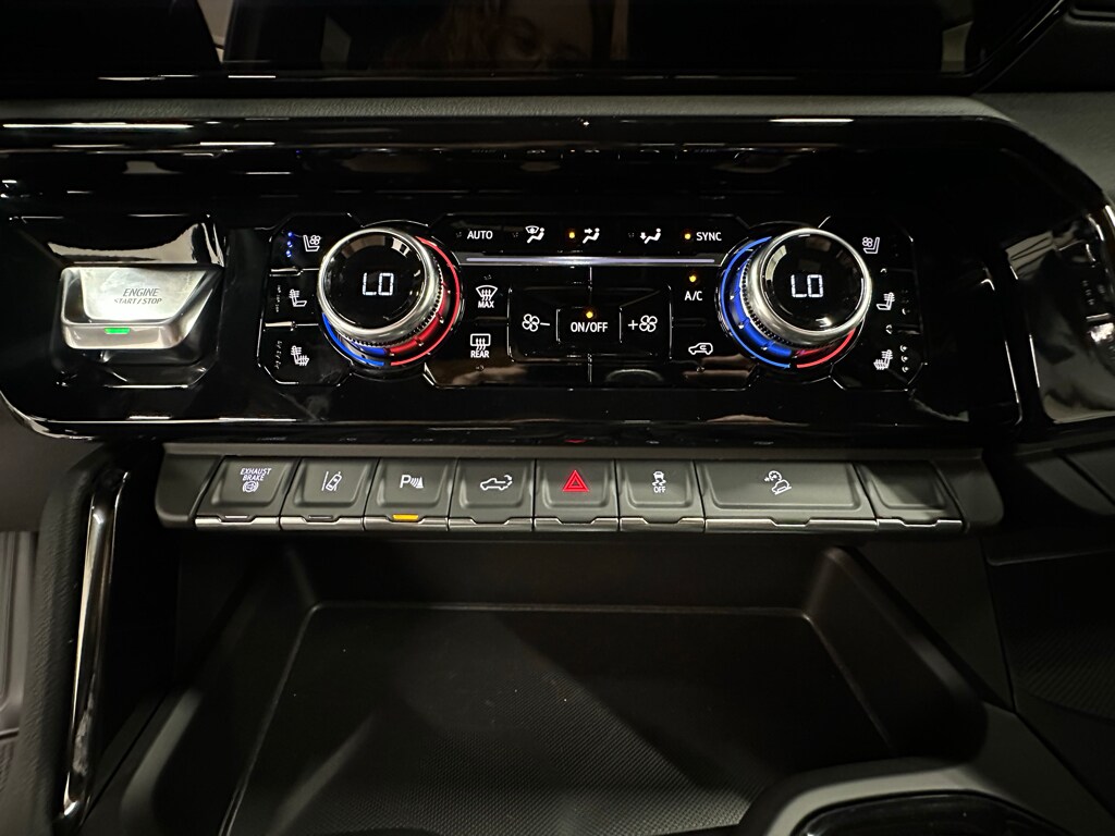 2026 GMC Sierra 2500HD AT4 - Photo 30