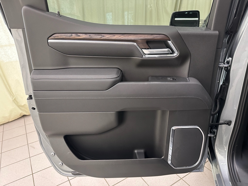 2026 GMC Sierra 1500 SLT - Photo 39