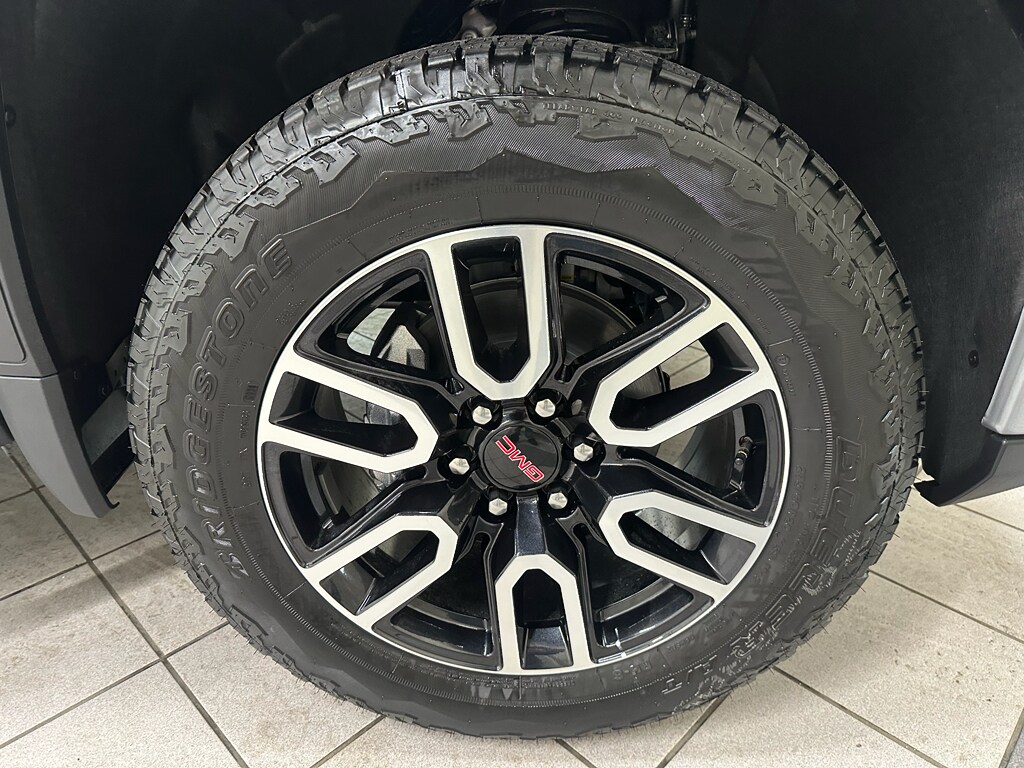 2026 GMC Sierra 1500 AT4 - Photo 17