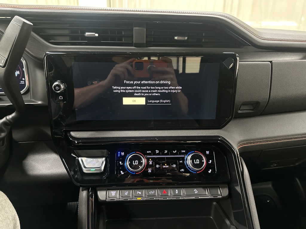 2026 GMC Sierra 2500HD AT4 - Photo 32