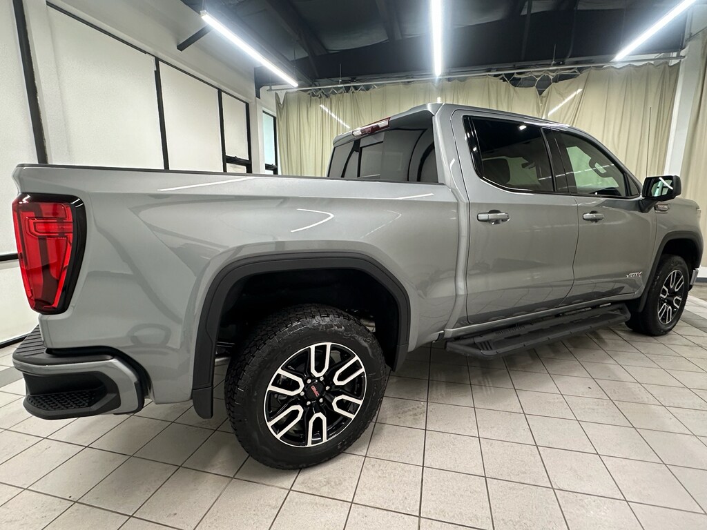 2026 GMC Sierra 1500 AT4 - Photo 6