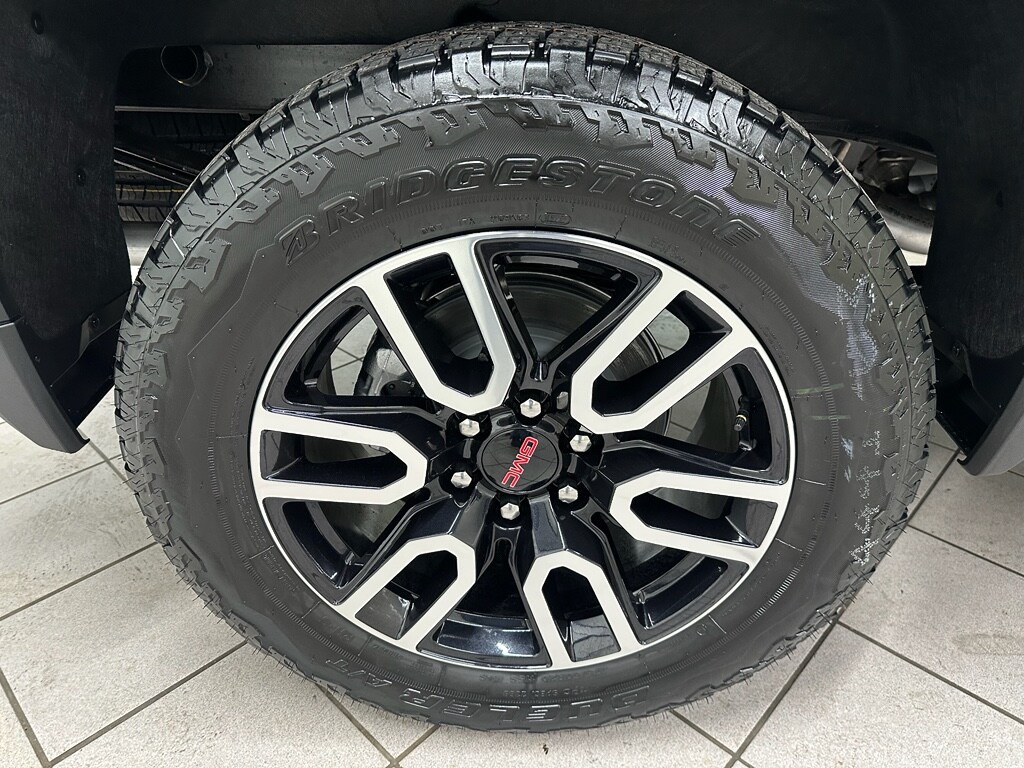 2026 GMC Sierra 1500 AT4 - Photo 18