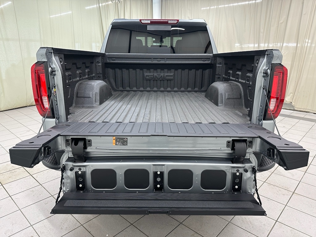 2026 GMC Sierra 1500 AT4 - Photo 10