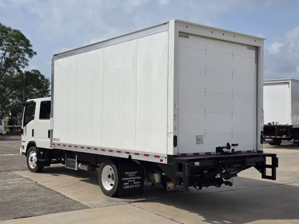 New 2025 Isuzu NPR Truck