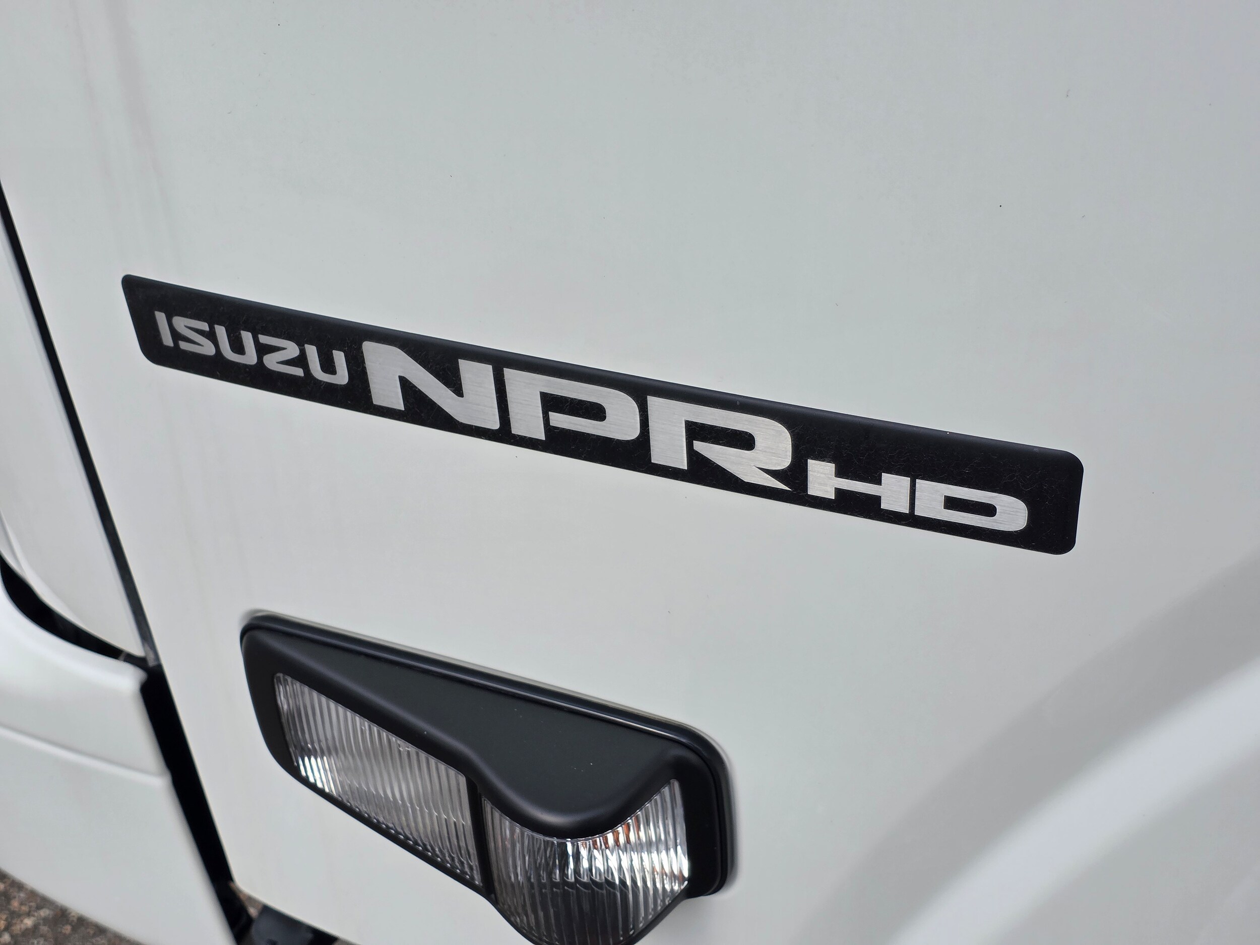2024 Isuzu NPR HD - Photo 7