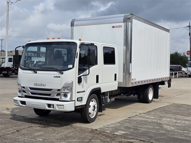 2025 Isuzu NPR Truck's photo