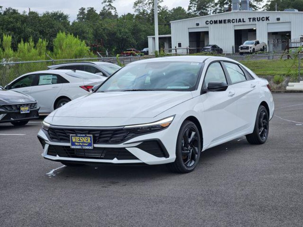New 2026 Hyundai Elantra SEL Sport Sedan