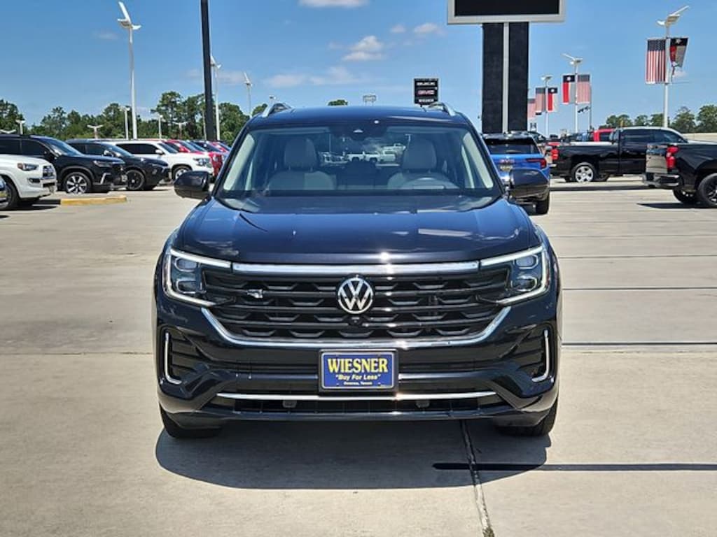 Used 2024 Volkswagen Atlas 2.0T SEL Premium R-Line SUV