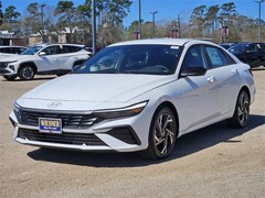 2025 Hyundai Elantra SEL Sport Sedan