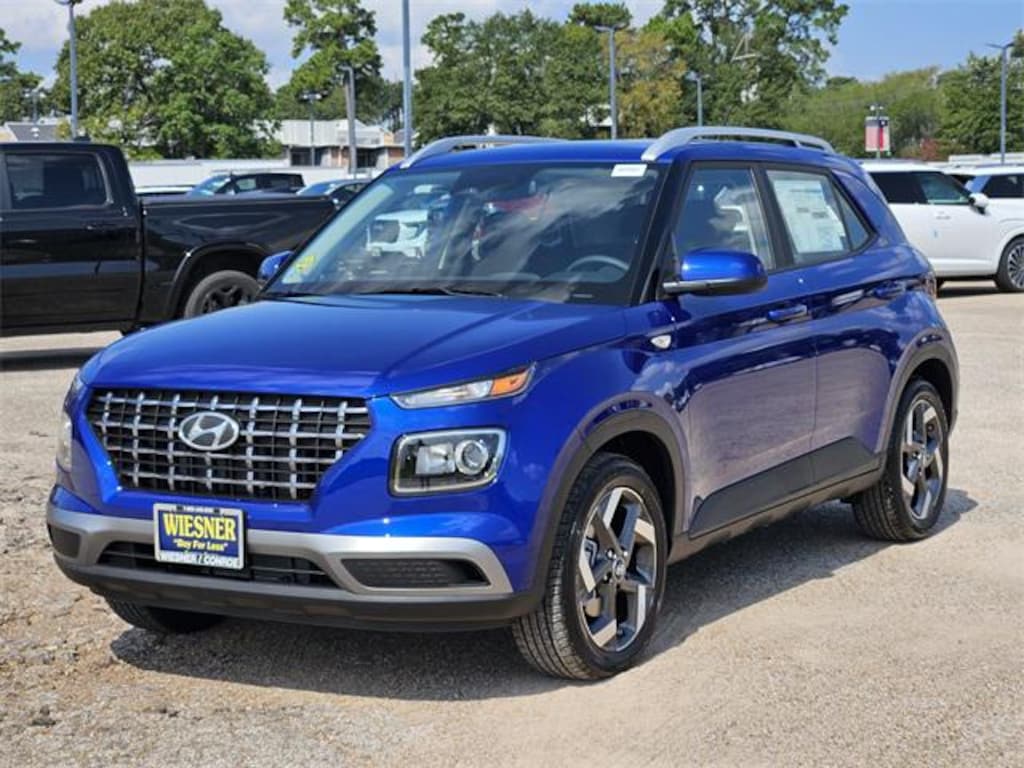 New 2025 Hyundai Venue SEL SUV
